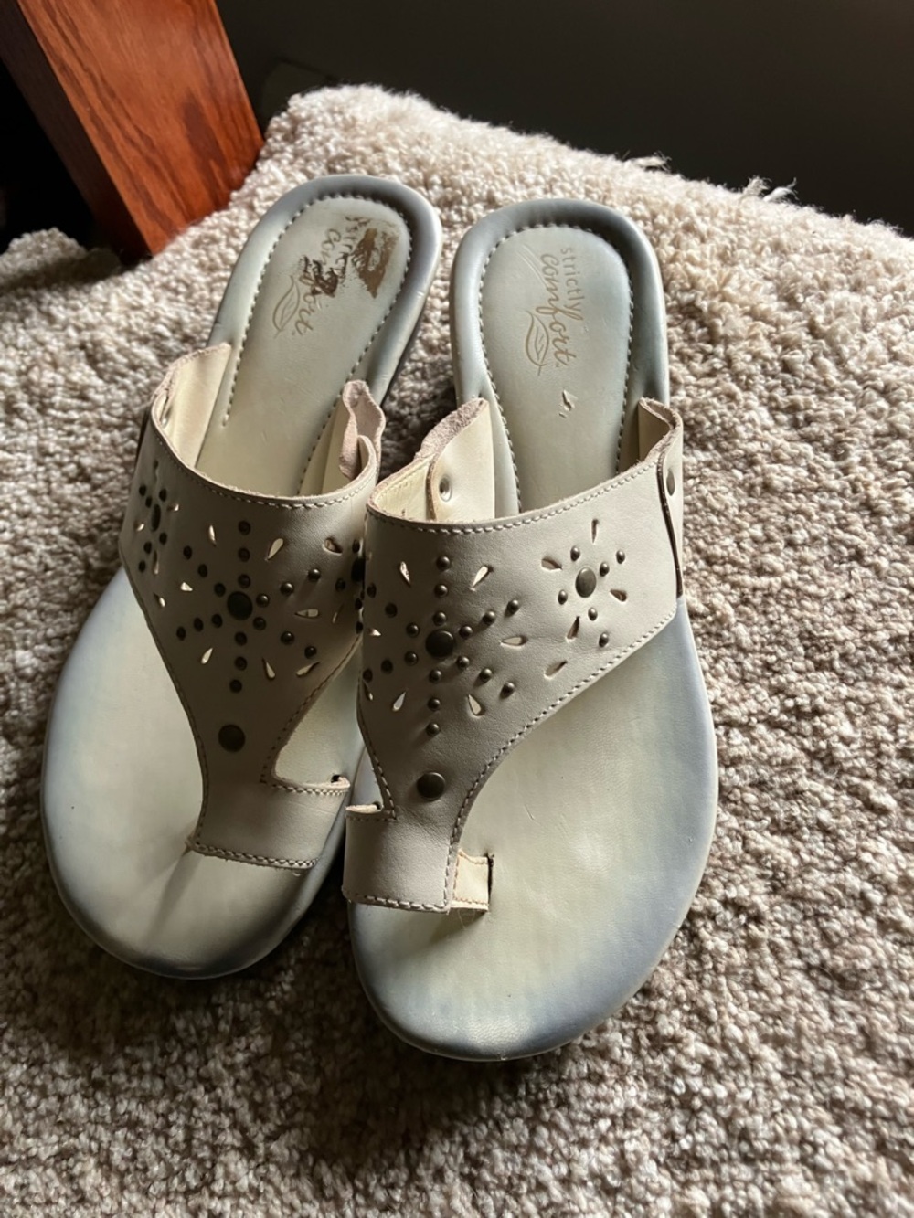 Comfort Women's Sandal - Beige Perforated Thong